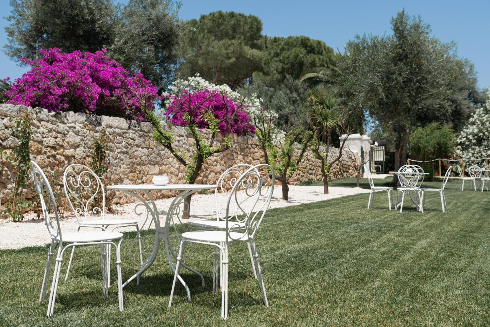 Masseria San Nicola Savelletri - B&B Фазано Экстерьер фото